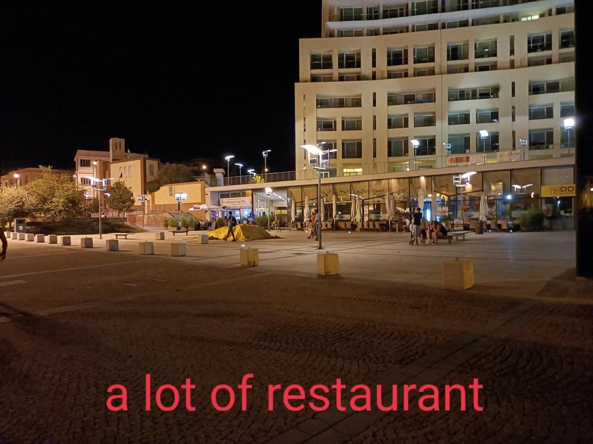 House Of Fly With Sea View, Front The Beach Savona Bagian luar foto